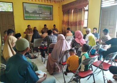 RAPAT PEMBENTUKAN PANITIA PELAKSANA SELEKSI TILAWATIL QUR’AN KE IX TINGKAT KAMPUNG TANJUNG KURAS